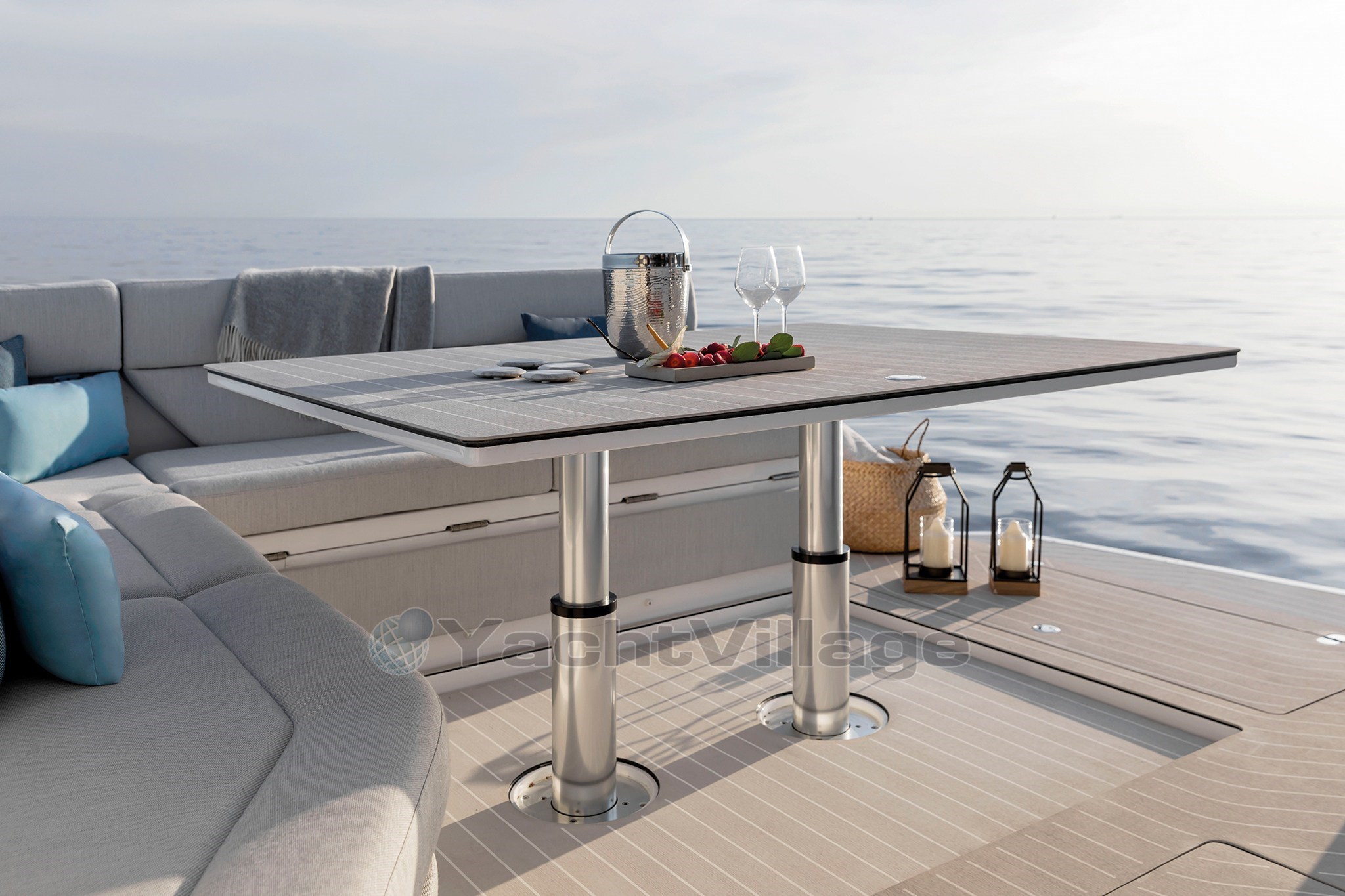 2025 Azimut, dovoz Skladem v EU — foto 9 z 20