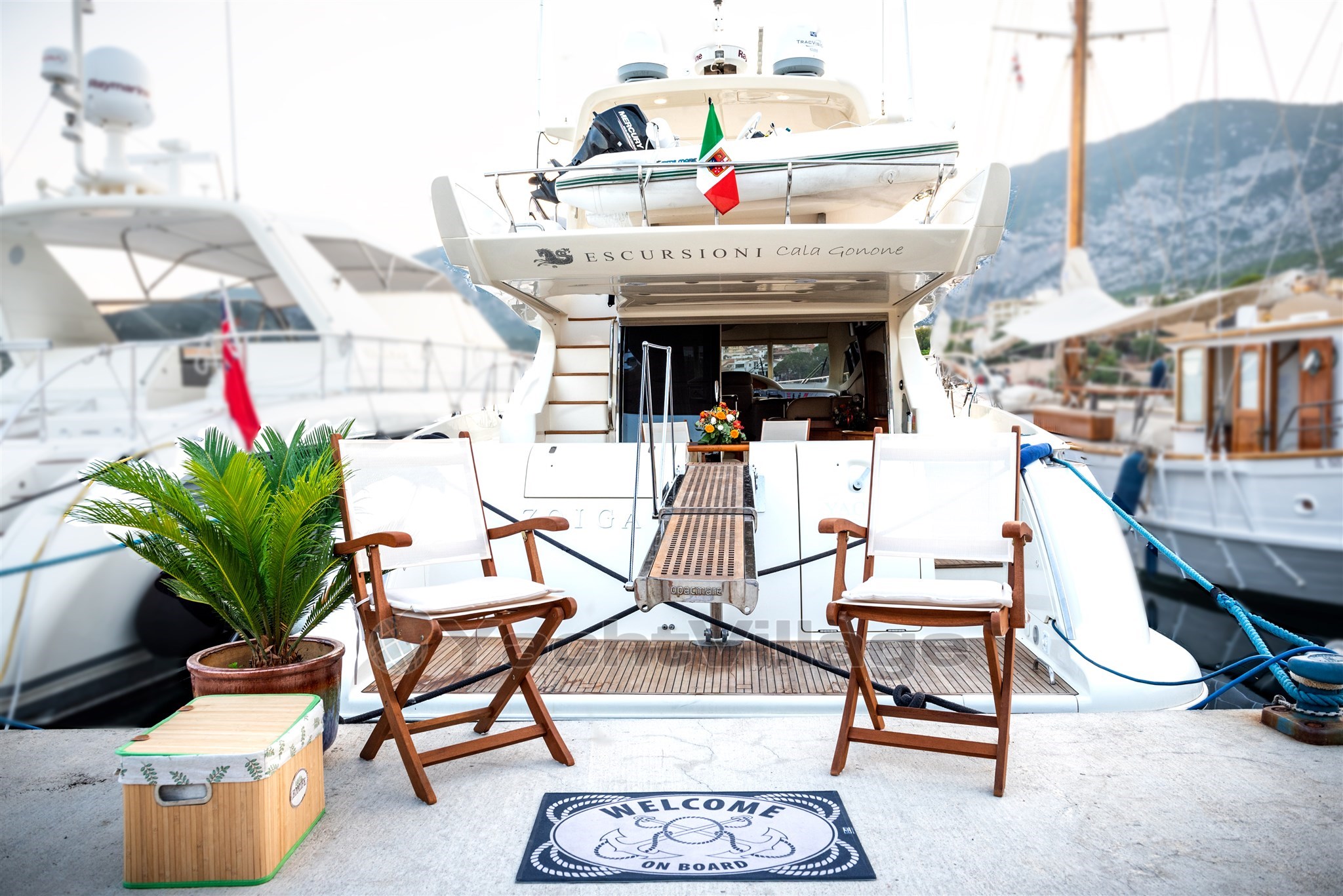 2009 Azimut, dovoz Skladem v EU — foto 3 z 20