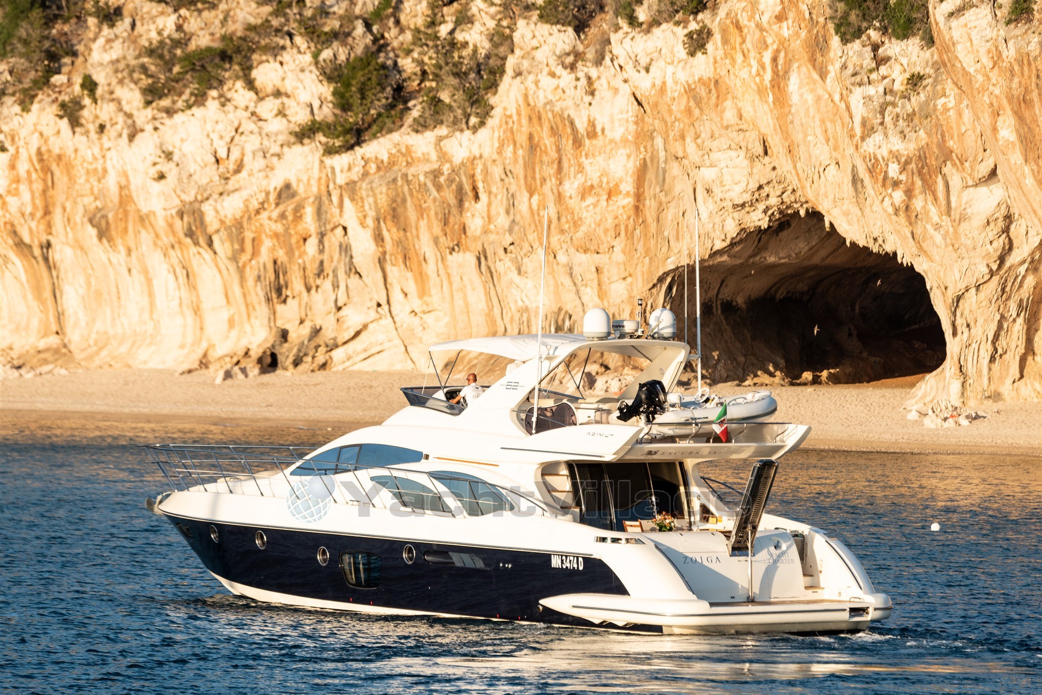 2009 Azimut, dovoz Skladem v EU — foto 7 z 20