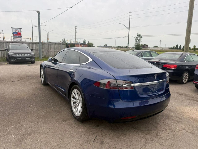 2020 Tesla Model S LONG RANGE, modrá, 156 302 km, dovoz Kanada — foto 3 z 13