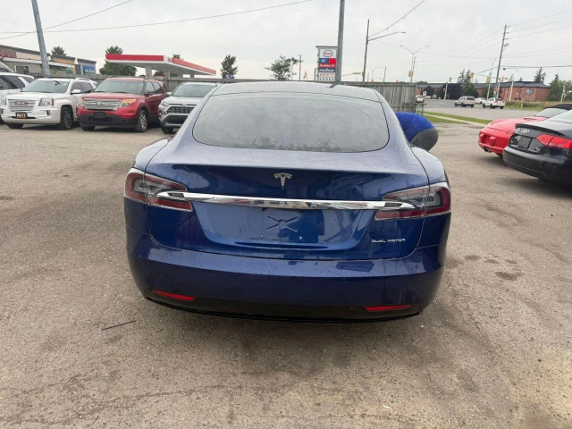 2020 Tesla Model S LONG RANGE, modrá, 156 302 km, dovoz Kanada — foto 4 z 13