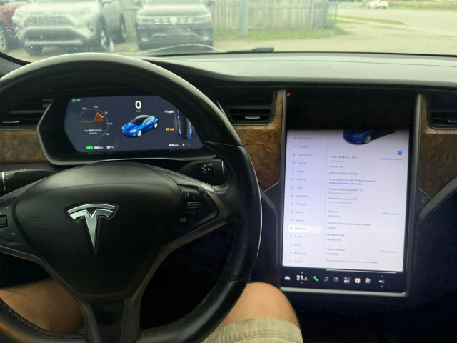 2020 Tesla Model S LONG RANGE, modrá, 156 302 km, dovoz Kanada — foto 9 z 13