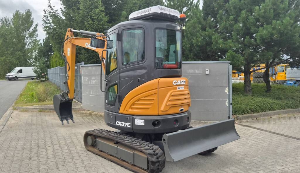 2019 Case CX 37 C, 766 mth, dovoz Skladem v EU — foto 3 z 11