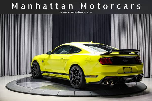 2021 Ford, dovoz Kanada — foto 2 z 12