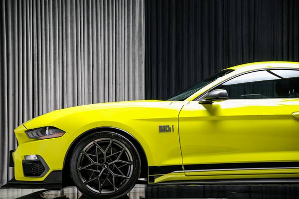 2021 Ford, dovoz Kanada — foto 7 z 12