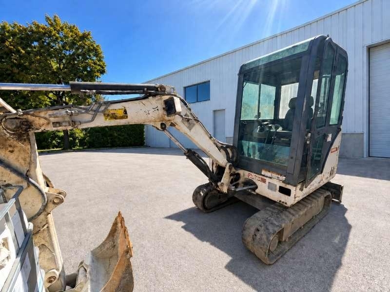 2001 Bobcat 328D, 6 700 mth, dovoz Skladem v EU — foto 2 z 10