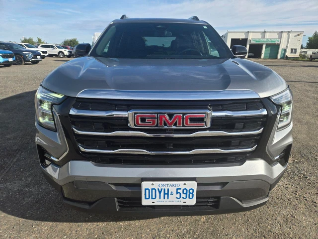 2025 GMC Terrain AWD Elevation, šedá, 44 000 km, dovoz Kanada — foto 2 z 5