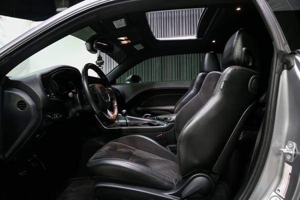 2018 Dodge, dovoz Kanada — foto 9 z 12