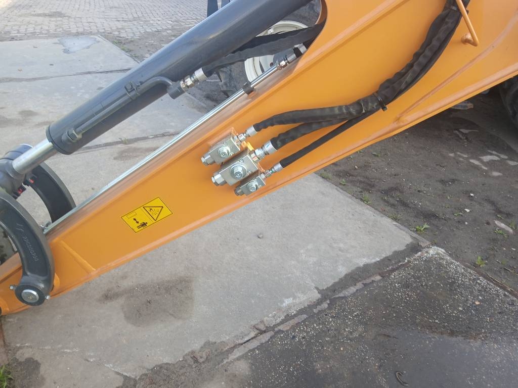 2025 Case CX 85 E, 400 mth, dovoz Skladem v EU — foto 9 z 11