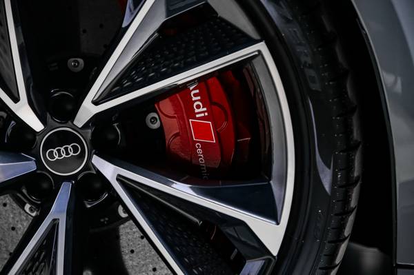 2021 Audi, dovoz Kanada — foto 6 z 12