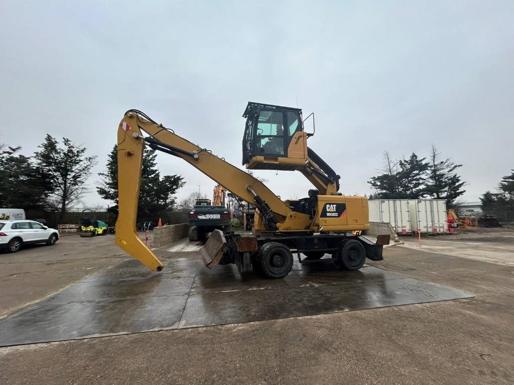 2015 Cat MH3022, 13 300 mth, dovoz Skladem v EU — foto 1