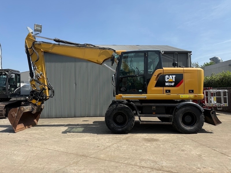 2017 Cat M314F, 9 667 mth, dovoz Skladem v EU — foto 1