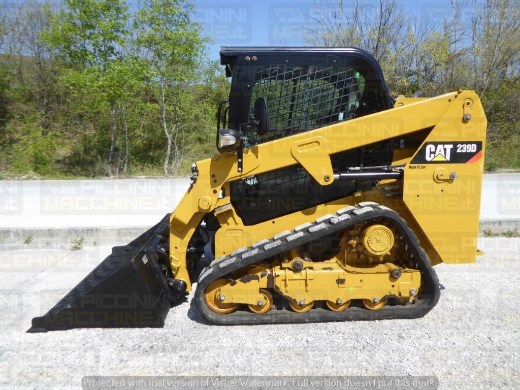 2019 Cat 239D, 373 mth, dovoz Skladem v EU — foto 1