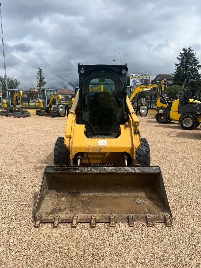 2018 Cat 262 D, 2 439 mth, dovoz Skladem v EU — foto 1