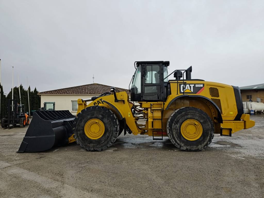2017 Cat 980M, dovoz Skladem v EU — foto 1