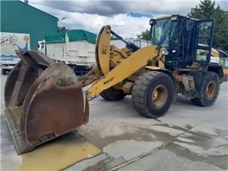 2017 Cat 938 M, 12 000 mth, dovoz Skladem v EU — foto 1