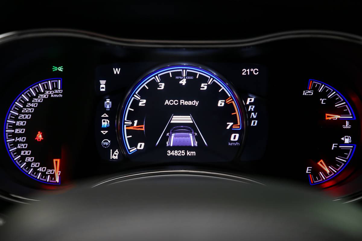 2018 Jeep, dovoz Kanada — foto 9 z 12