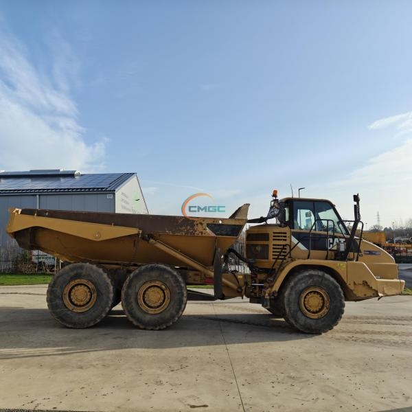 Cat 725, 10 409 mth, dovoz Skladem v EU — foto 1