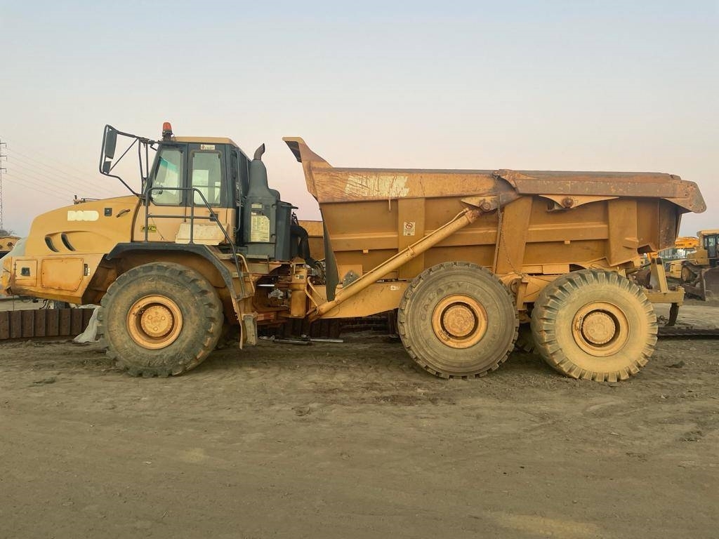 2004 Bell D35D, 20 000 mth, dovoz Skladem v EU — foto 1