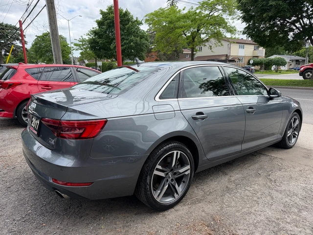 2017 Audi A4 Technik, šedá, 107 516 km, dovoz Kanada — foto 4 z 5