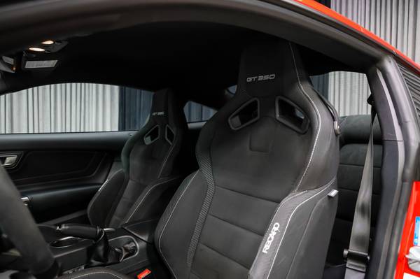 2018 Ford, dovoz Kanada — foto 11 z 12