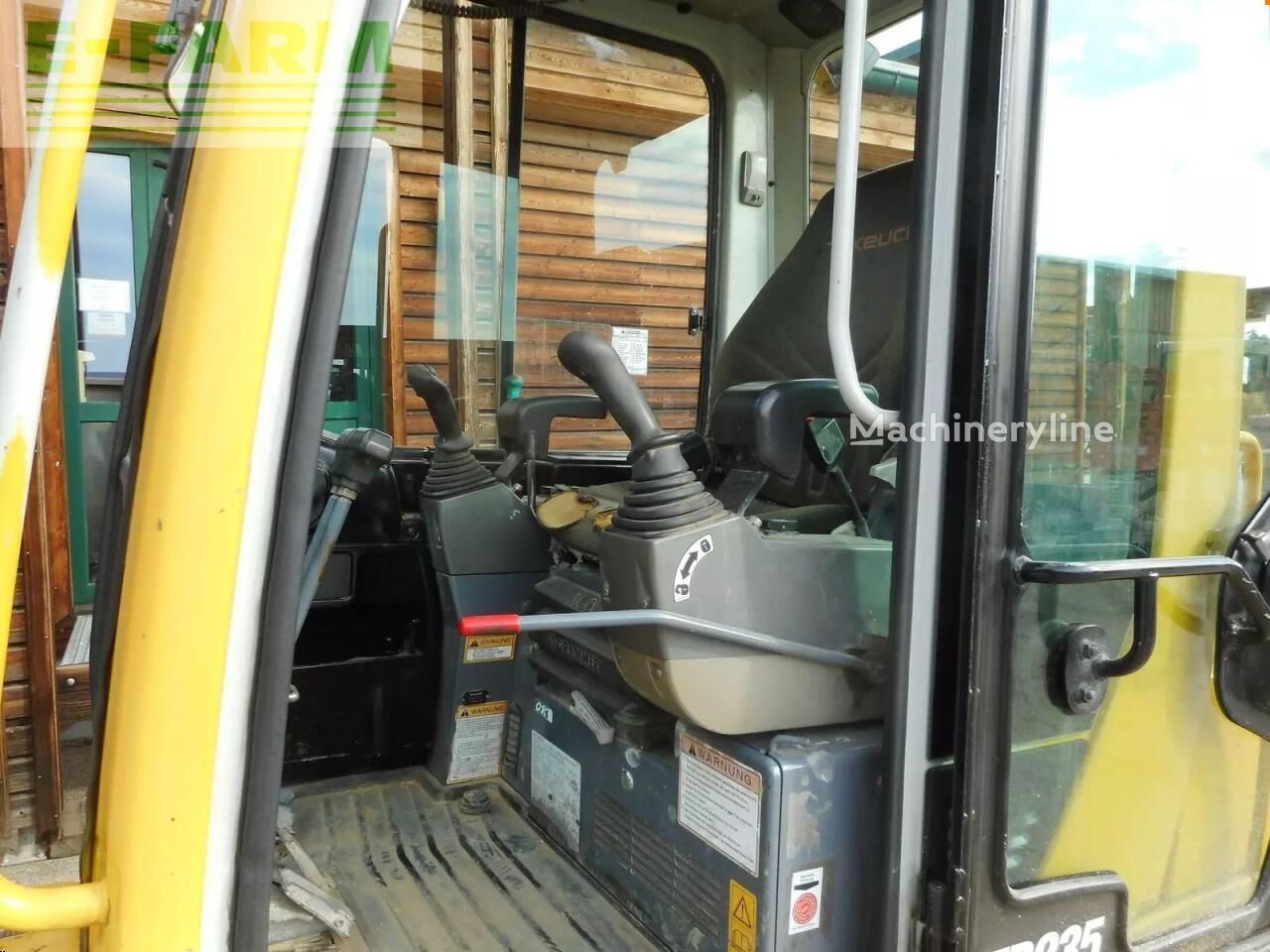 2014 Takeuchi TB235, dovoz Skladem v EU — foto 8 z 16