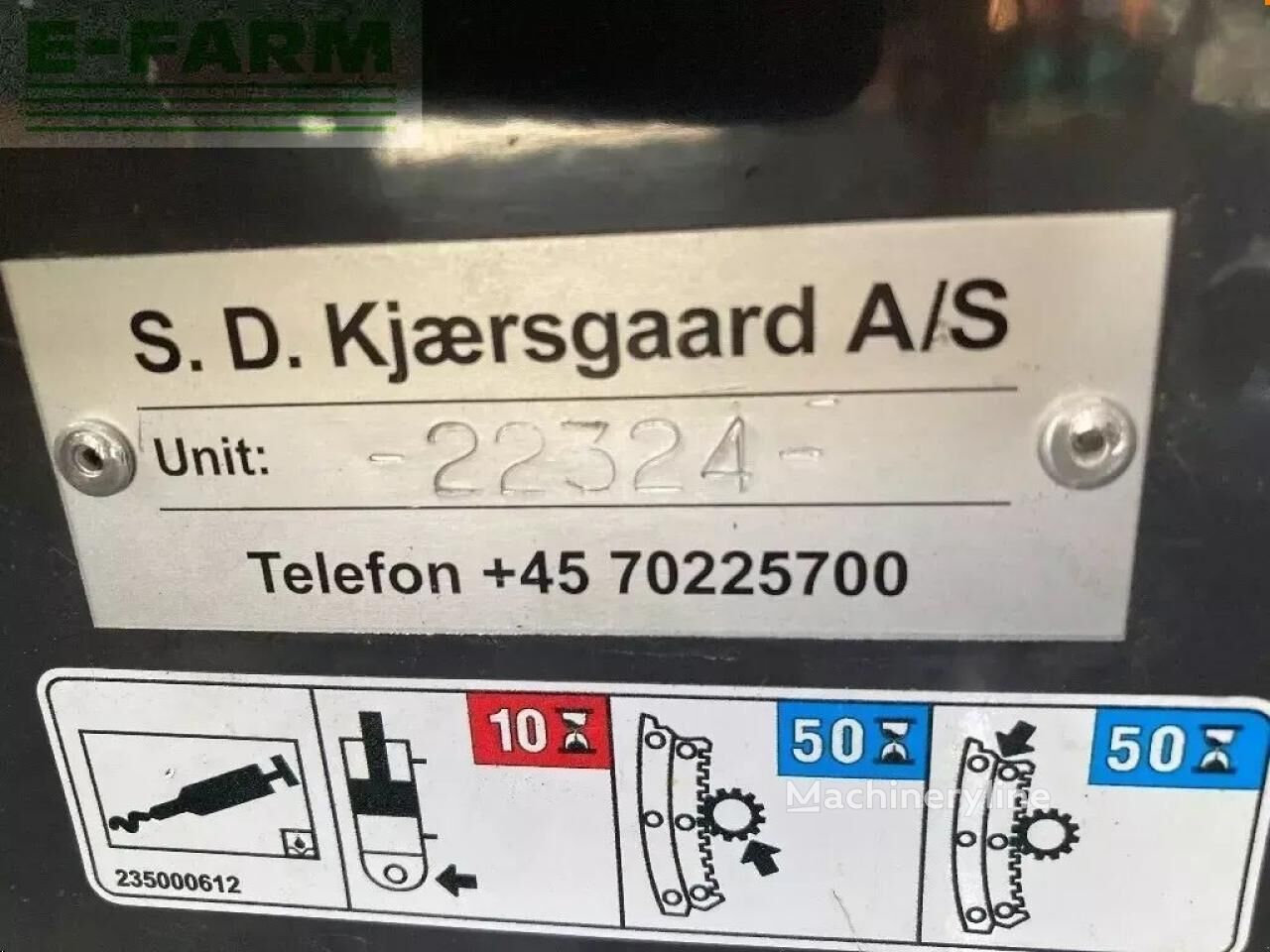 Case CX, dovoz Skladem v EU — foto 14 z 15