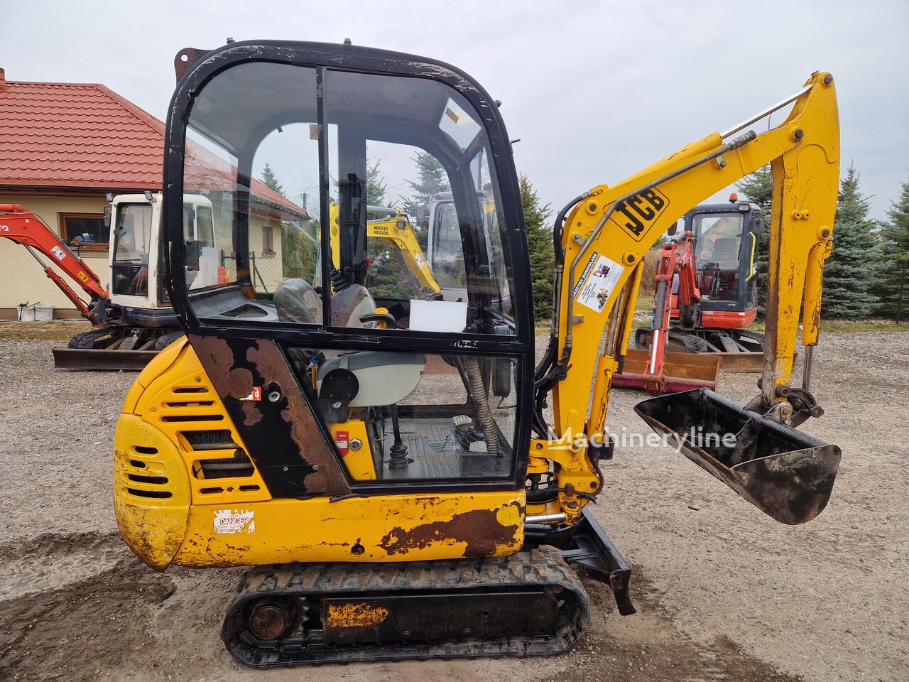 2003 JCB 8015, 3 000 mth, dovoz Skladem v EU — foto 5 z 14