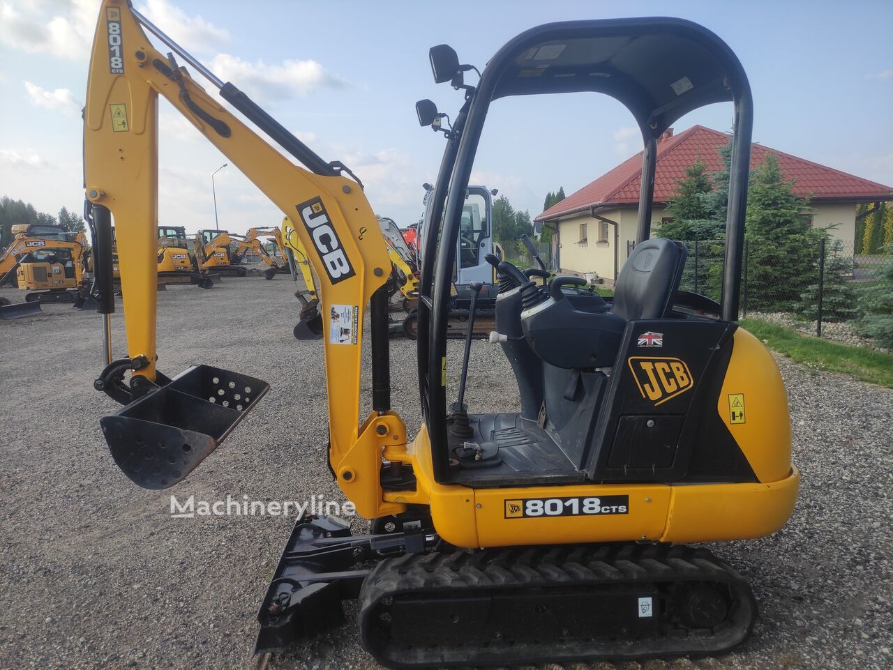 2014 JCB 8018, 3 700 mth, dovoz Skladem v EU — foto 1