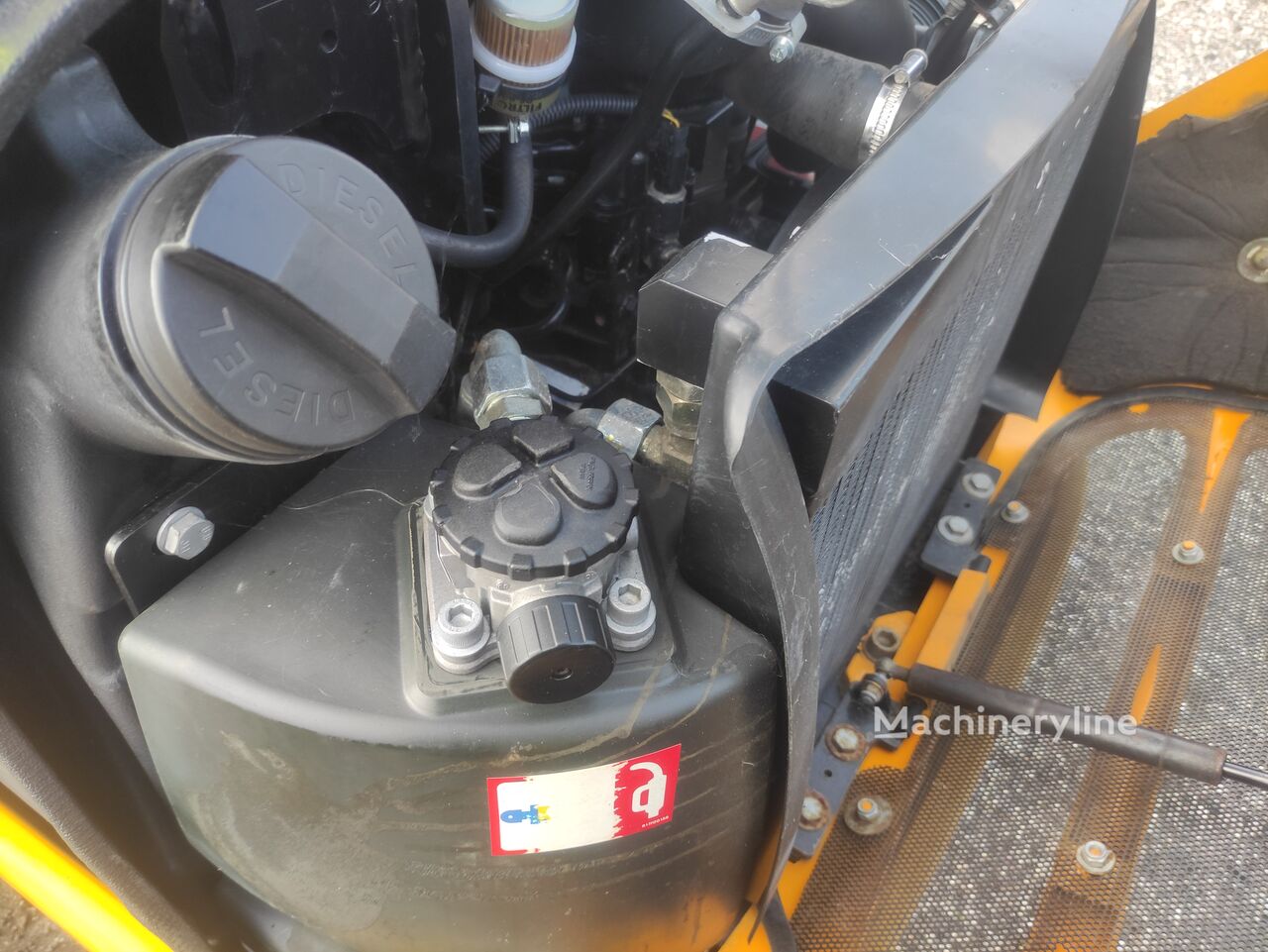 2014 JCB 8018, 3 700 mth, dovoz Skladem v EU — foto 9 z 11