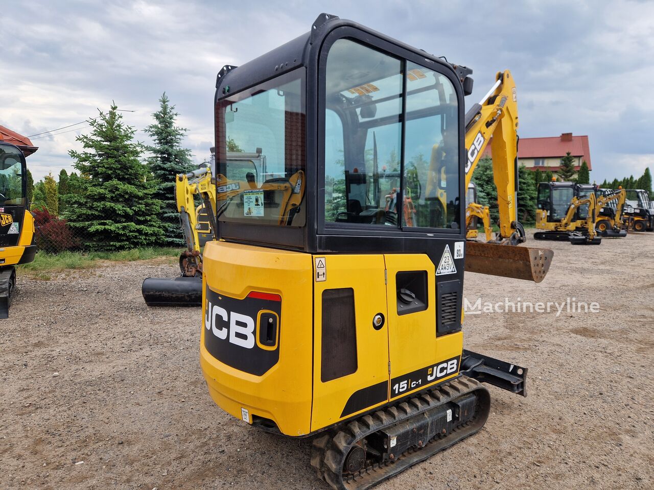 2019 JCB 15, 240 mth, dovoz Skladem v EU — foto 4 z 14