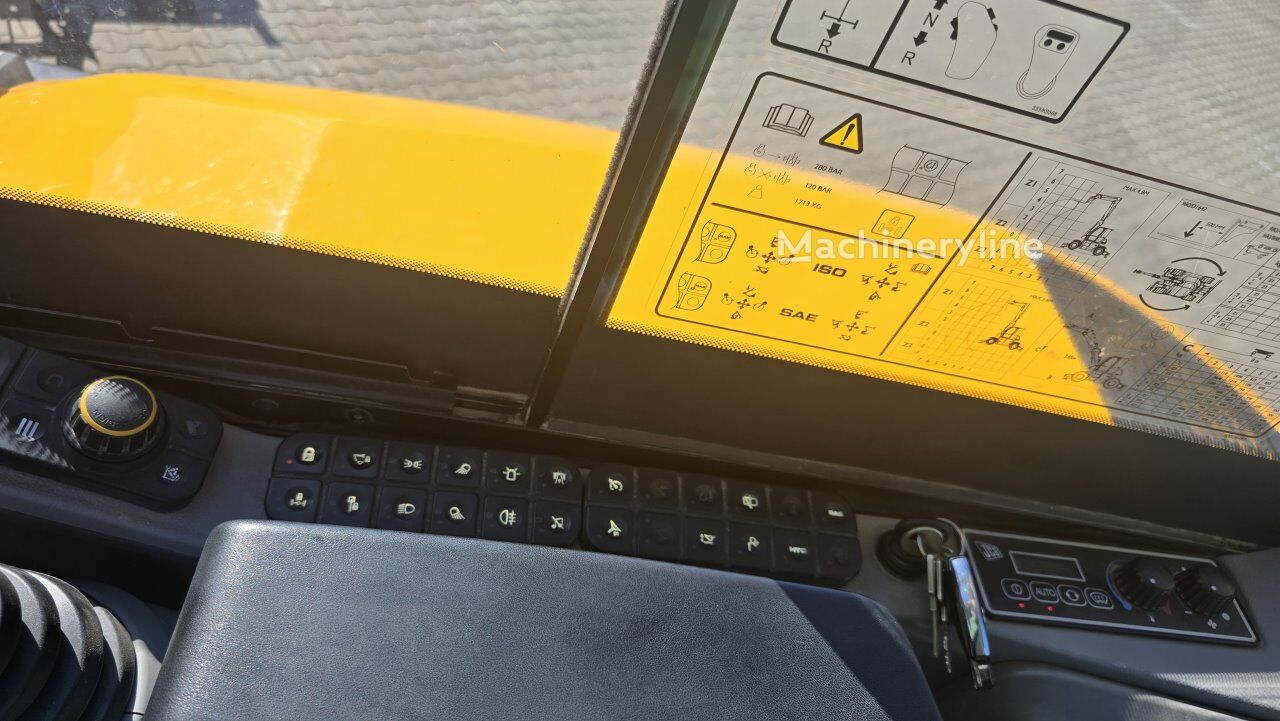 2018 JCB JS, 2 870 mth, dovoz Skladem v EU — foto 10 z 16