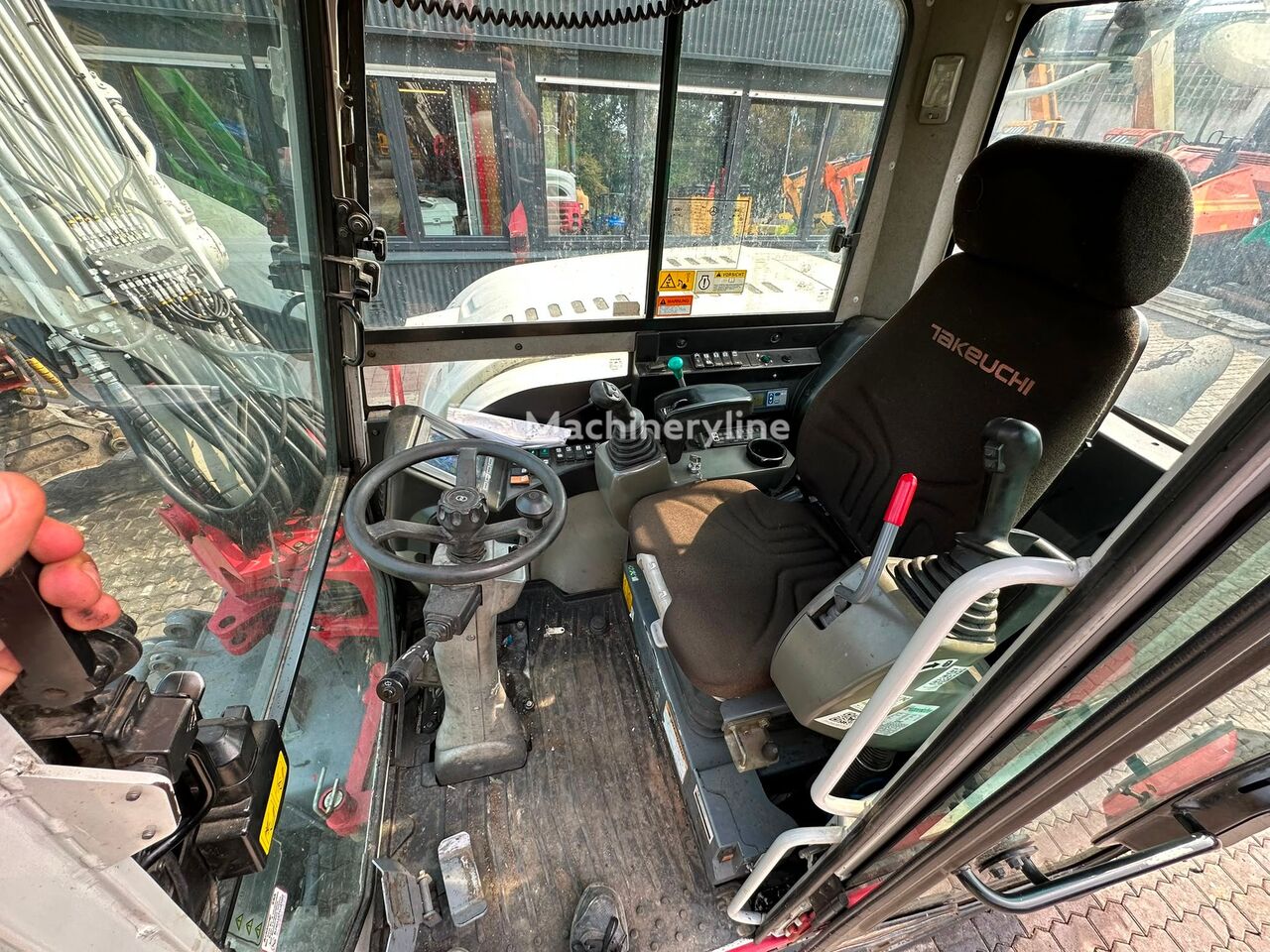 2017 Takeuchi TB, 10 733 mth, dovoz Skladem v EU — foto 8 z 8