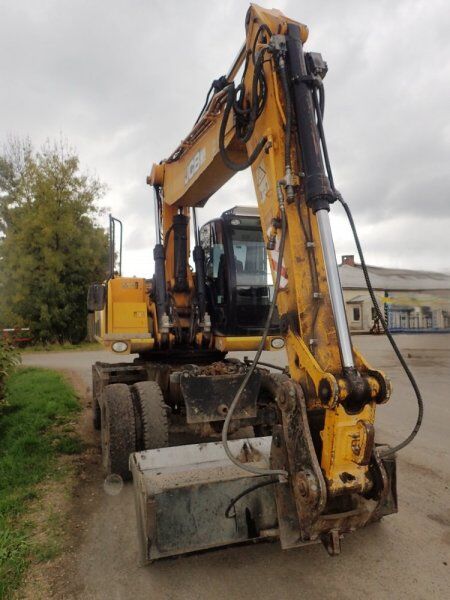 2011 JCB JS, 13 828 mth, dovoz Skladem v EU — foto 3 z 10