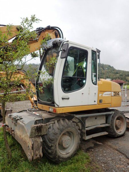 2011 Liebherr, 10 950 mth, dovoz Skladem v EU — foto 1