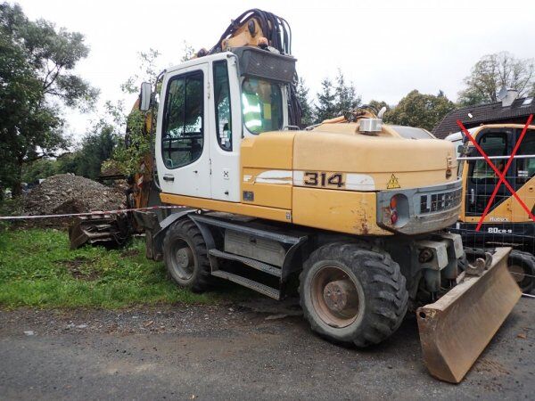 2011 Liebherr, 10 950 mth, dovoz Skladem v EU — foto 3 z 16