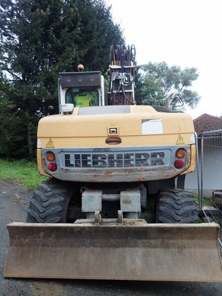2011 Liebherr, 10 950 mth, dovoz Skladem v EU — foto 7 z 16
