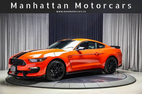 2016 Ford, dovoz Kanada — foto 2 z 12