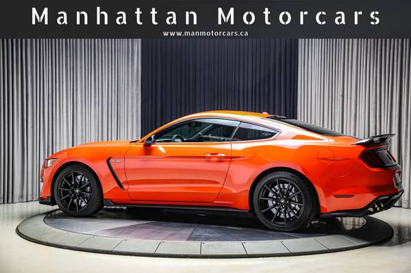 2016 Ford, dovoz Kanada — foto 4 z 12