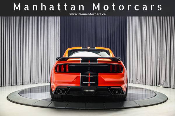 2016 Ford, dovoz Kanada — foto 6 z 12