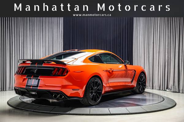 2016 Ford, dovoz Kanada — foto 7 z 12