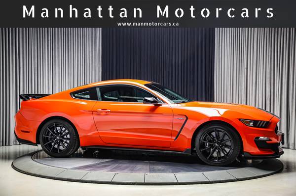 2016 Ford, dovoz Kanada — foto 9 z 12