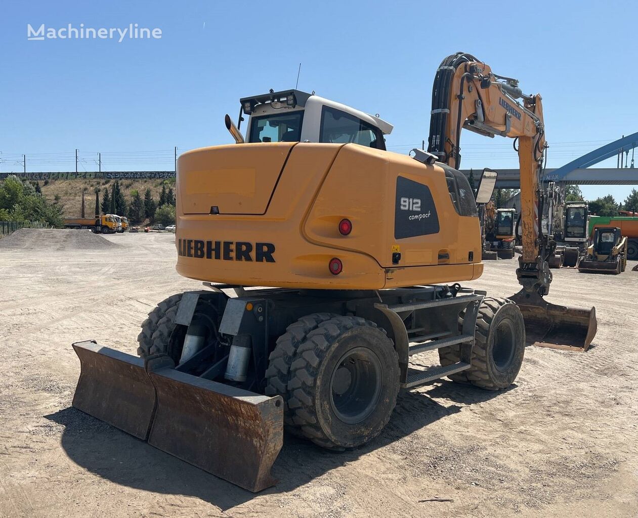 2016 Liebherr A912, 3 172 mth, dovoz Skladem v EU — foto 3 z 16