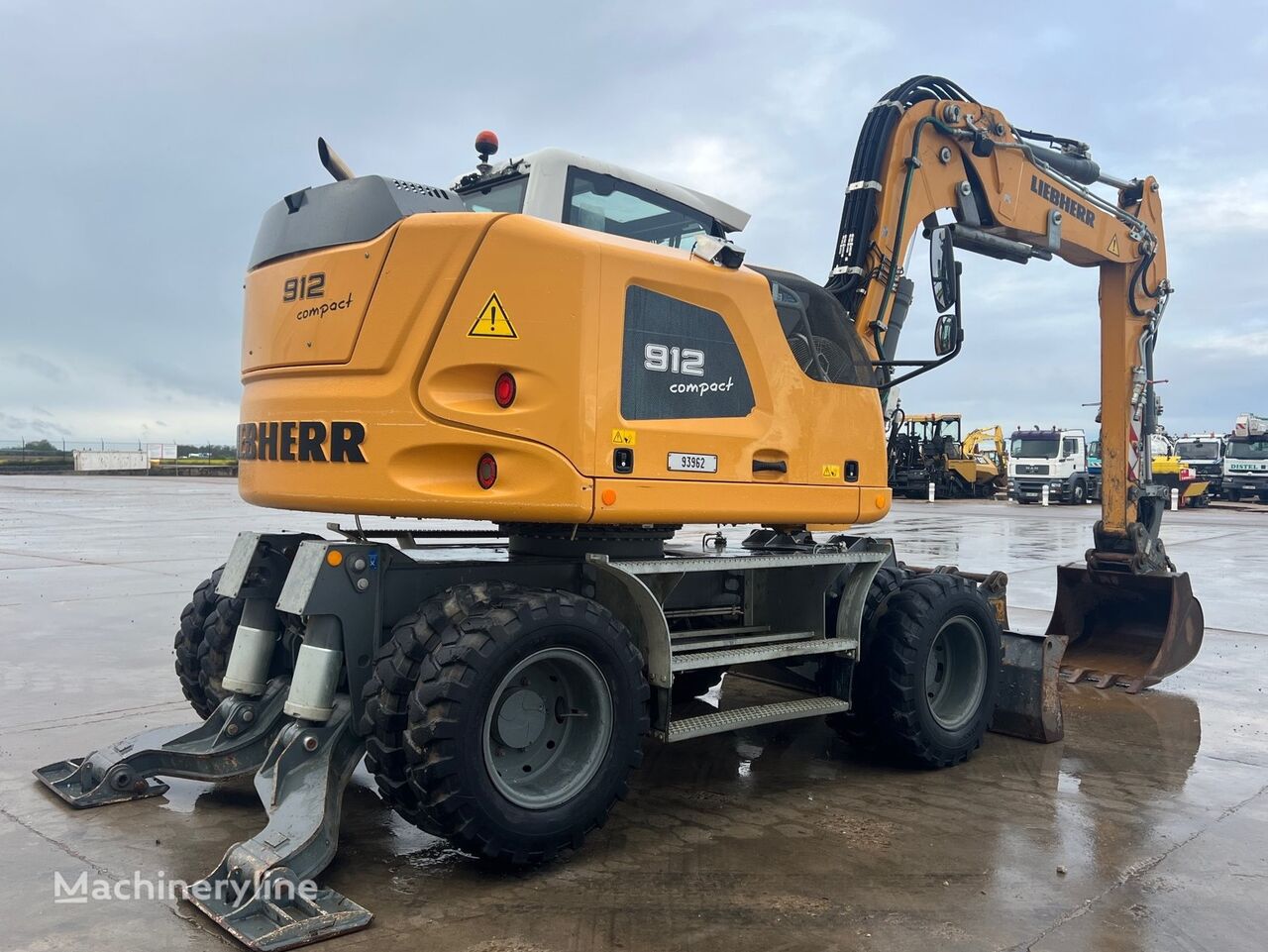2017 Liebherr A912, 2 581 mth, dovoz Skladem v EU — foto 3 z 16
