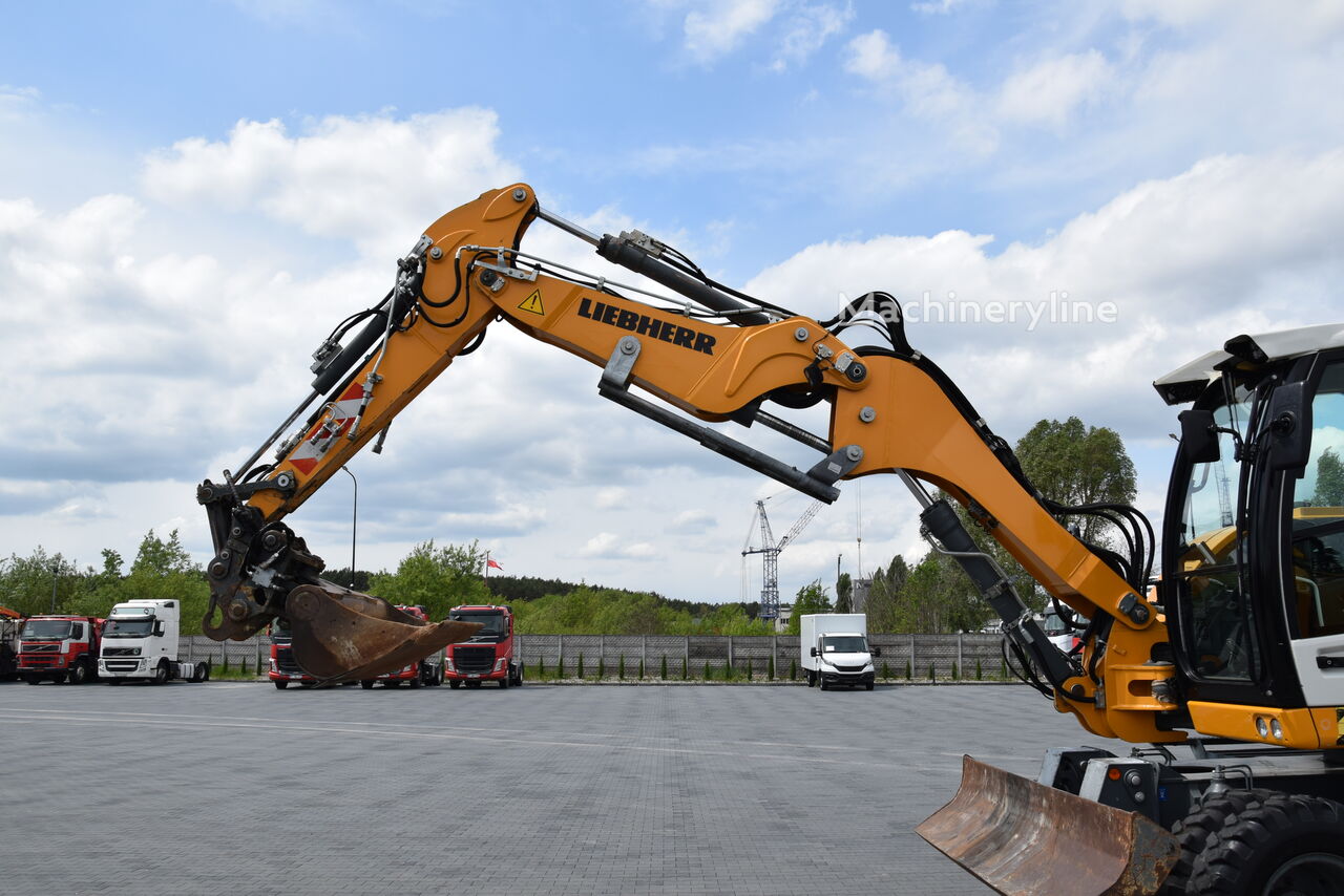 2017 Liebherr A910, 6 968 mth, dovoz Skladem v EU — foto 10 z 16