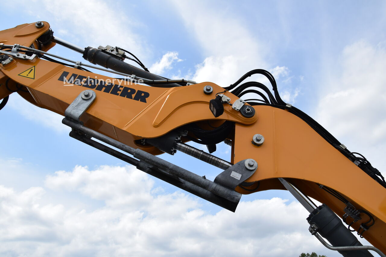 2017 Liebherr A910, 6 968 mth, dovoz Skladem v EU — foto 12 z 16