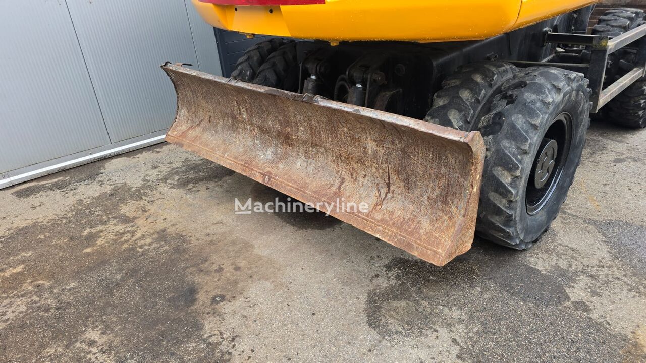 2002 JCB JS, 13 500 mth, dovoz Skladem v EU — foto 15 z 16
