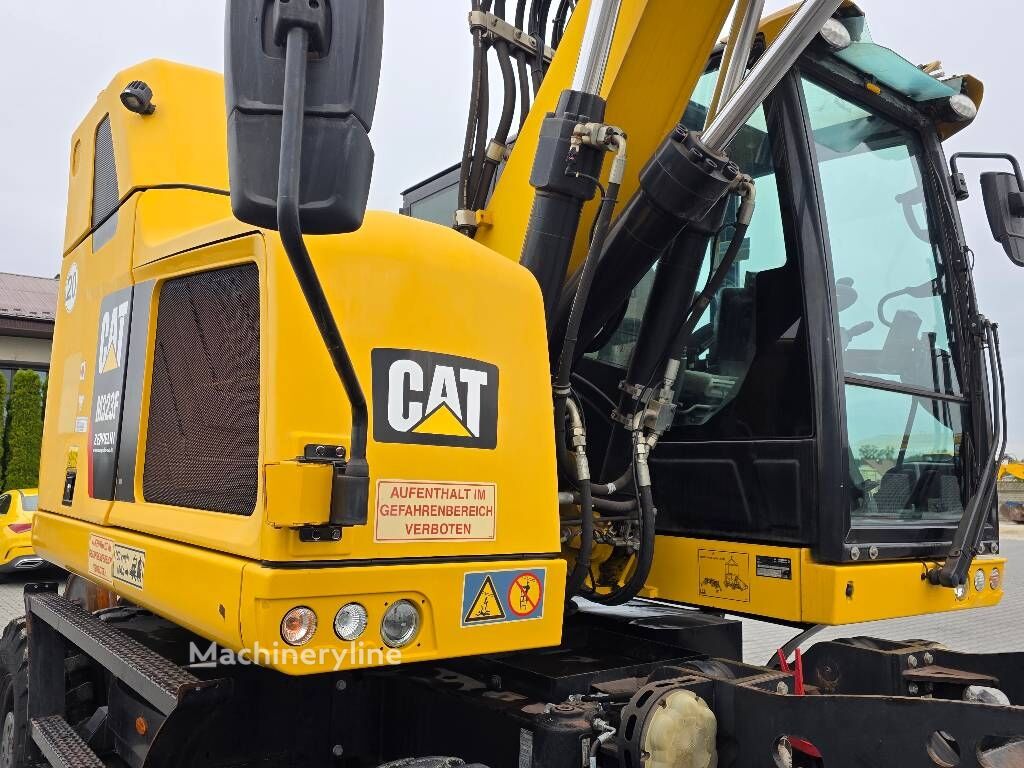 2018 Caterpillar, 7 100 mth, dovoz Skladem v EU — foto 14 z 16