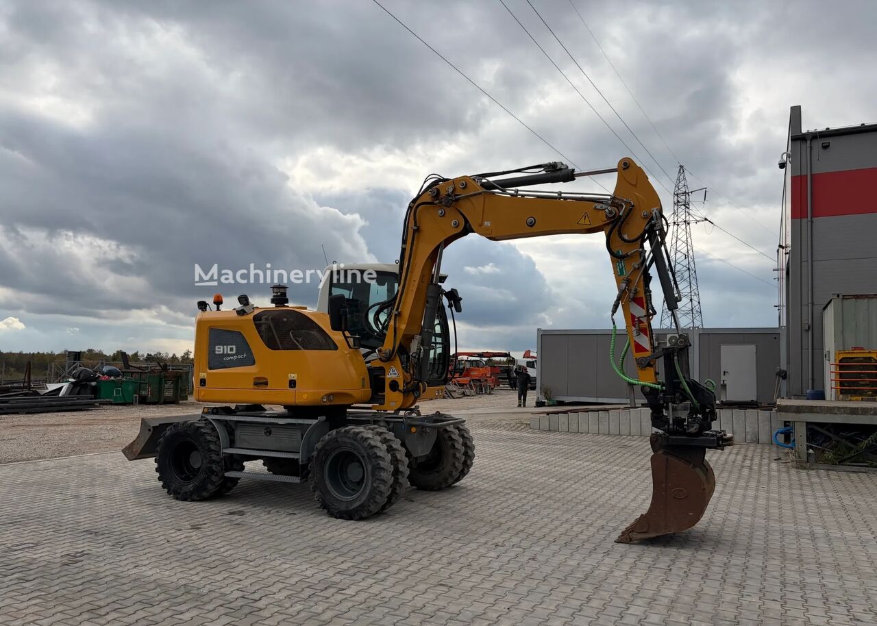 2016 Liebherr A910, 10 720 mth, dovoz Skladem v EU — foto 5 z 15