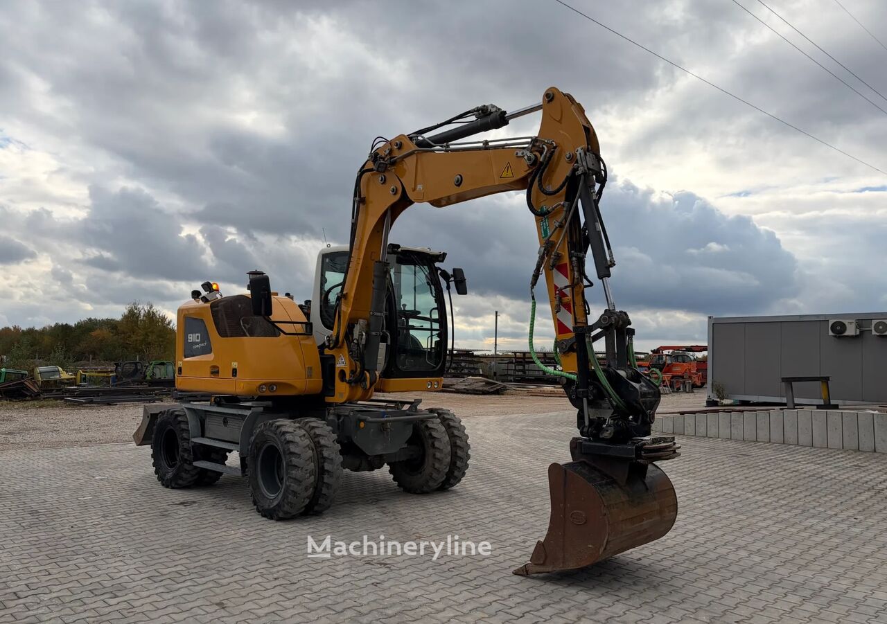 2016 Liebherr A910, 10 720 mth, dovoz Skladem v EU — foto 6 z 15